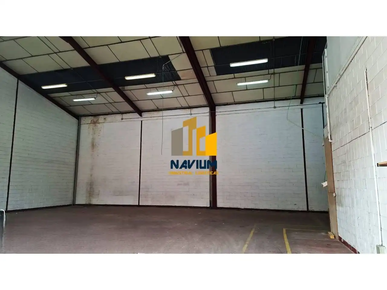 Exterior view of Industrial buildings for rent in Alcobendas