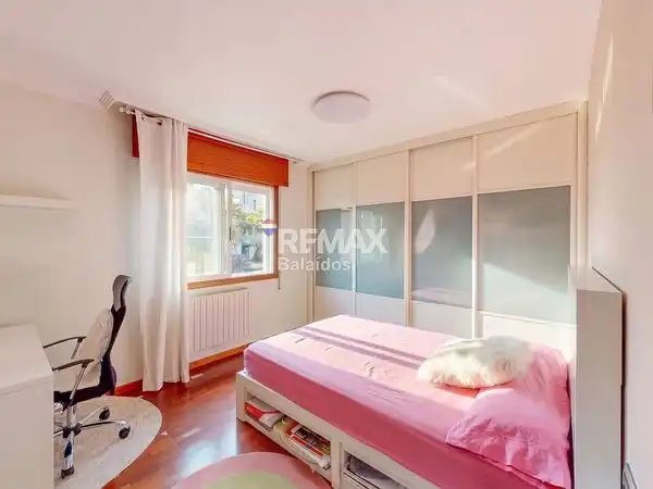 Schlafzimmer von Maisonette zum Verkauf in Redondela mit Heizung, Terrasse und Abstellraum
