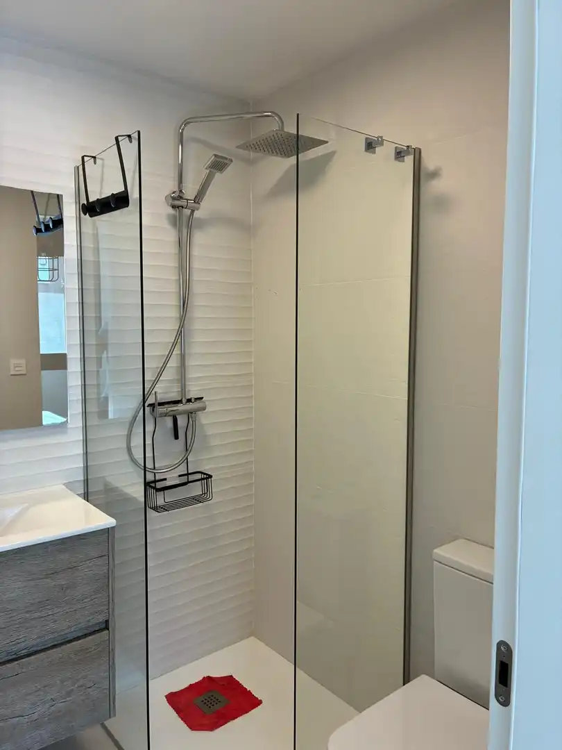 Baño de Casa adosada en venta en San Pedro del Pinatar con Aire acondicionado, Terraza y Amueblado