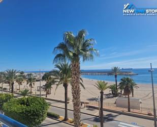 Vista exterior de Àtic en venda en Carboneras amb Aire condicionat i Terrassa