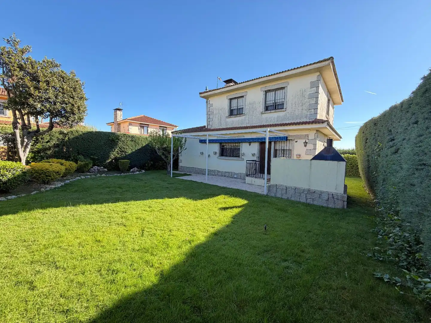 Vista exterior de Casa o chalet en venta en Camarena con Aire acondicionado, Calefacción y Terraza