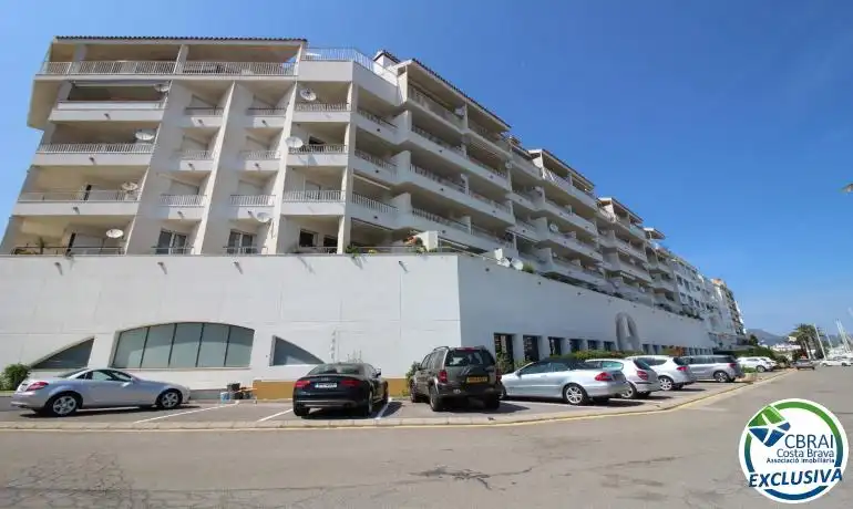 Vista exterior de Apartament en venda en Empuriabrava amb Aire condicionat, Calefacció i Moblat