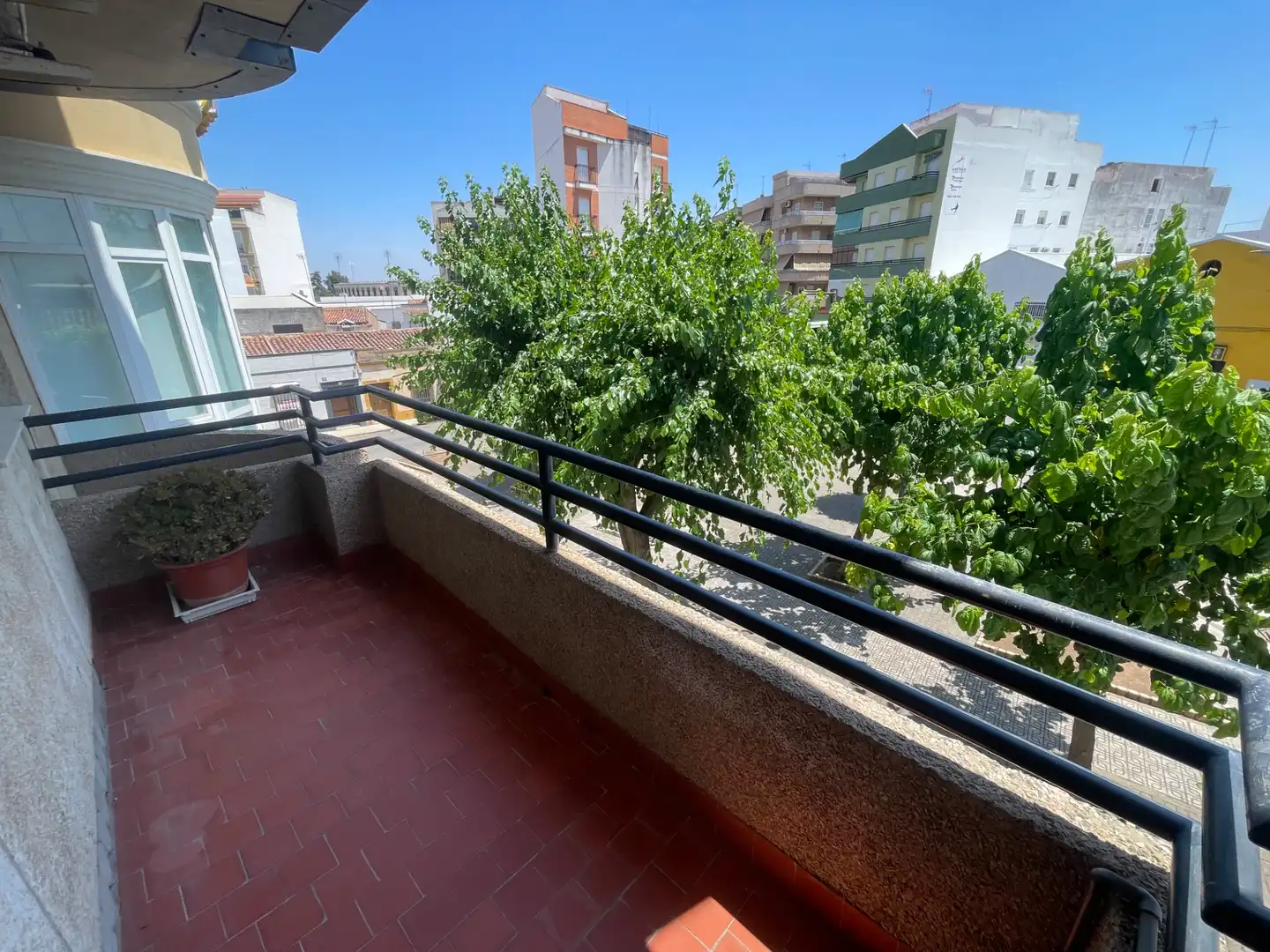 Balcony of Flat for rent in Almendralejo  with Air Conditioner, Furnished and Washing machine