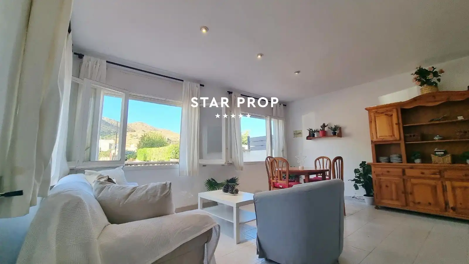 Living room of Flat for sale in Colera  with Terrace, Furnished and Oven