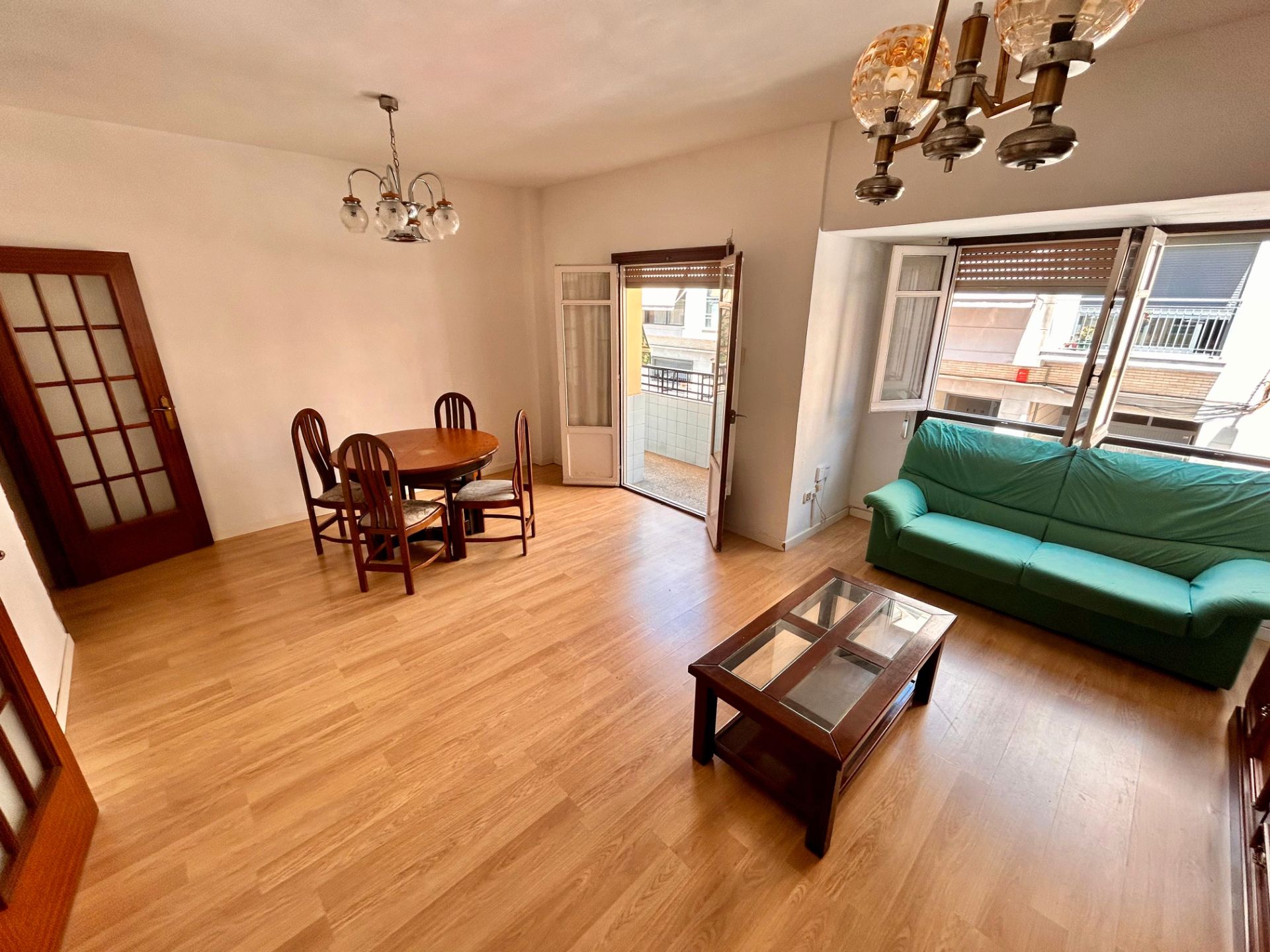 Exterior view of Flat for sale in Alicante / Alacant  with Parquet flooring, Furnished and Oven
