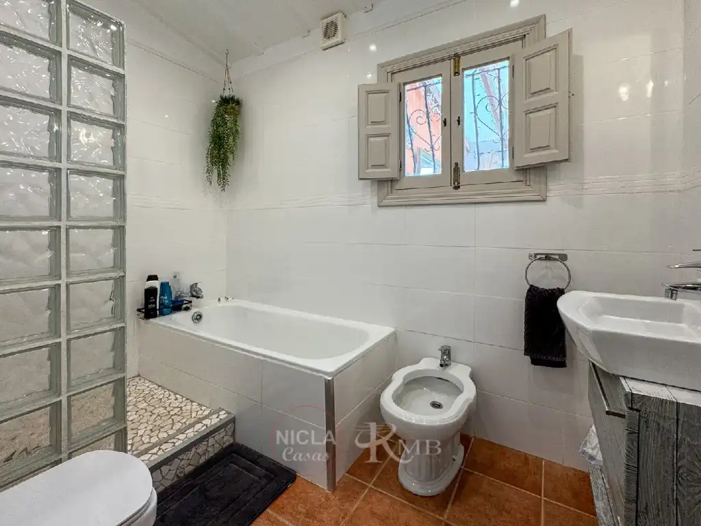 Bany de Casa o xalet en venda en Antas amb Aire condicionat, Jardí privat i Terrassa