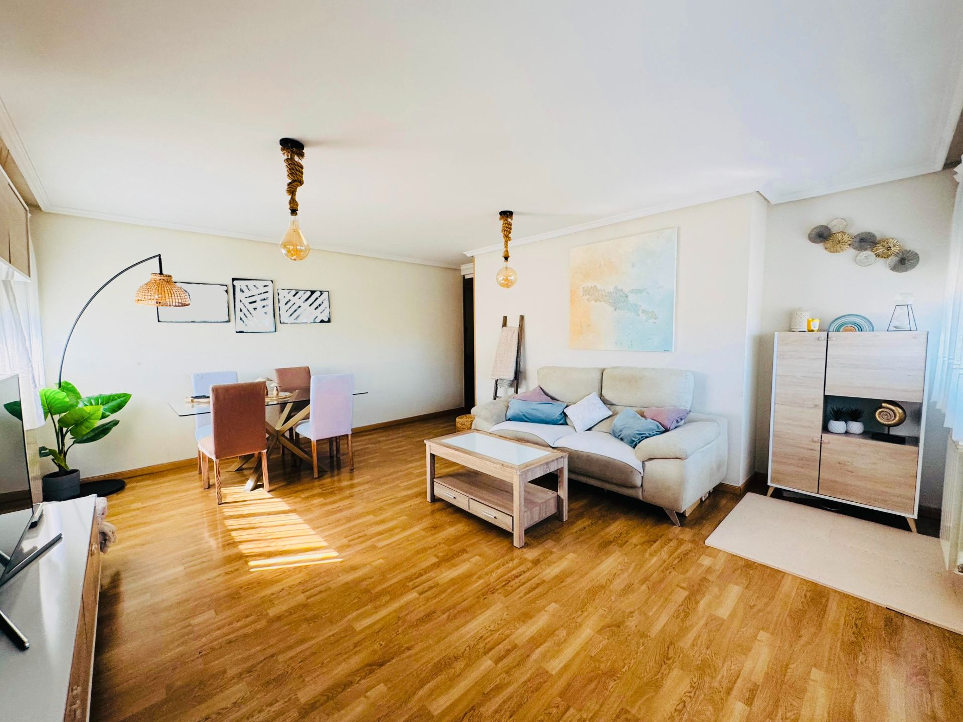 Living room of Duplex for sale in El Escorial  with Heating and Storage room