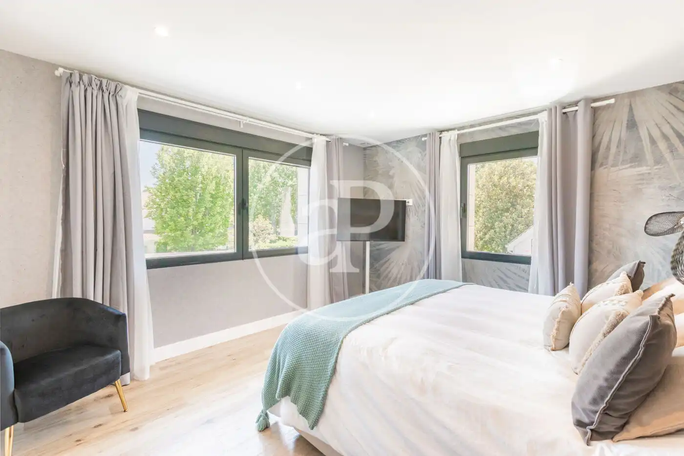 Schlafzimmer von Haus oder Chalet zum Verkauf in Pozuelo de Alarcón mit Klimaanlage, Heizung und Privatgarten