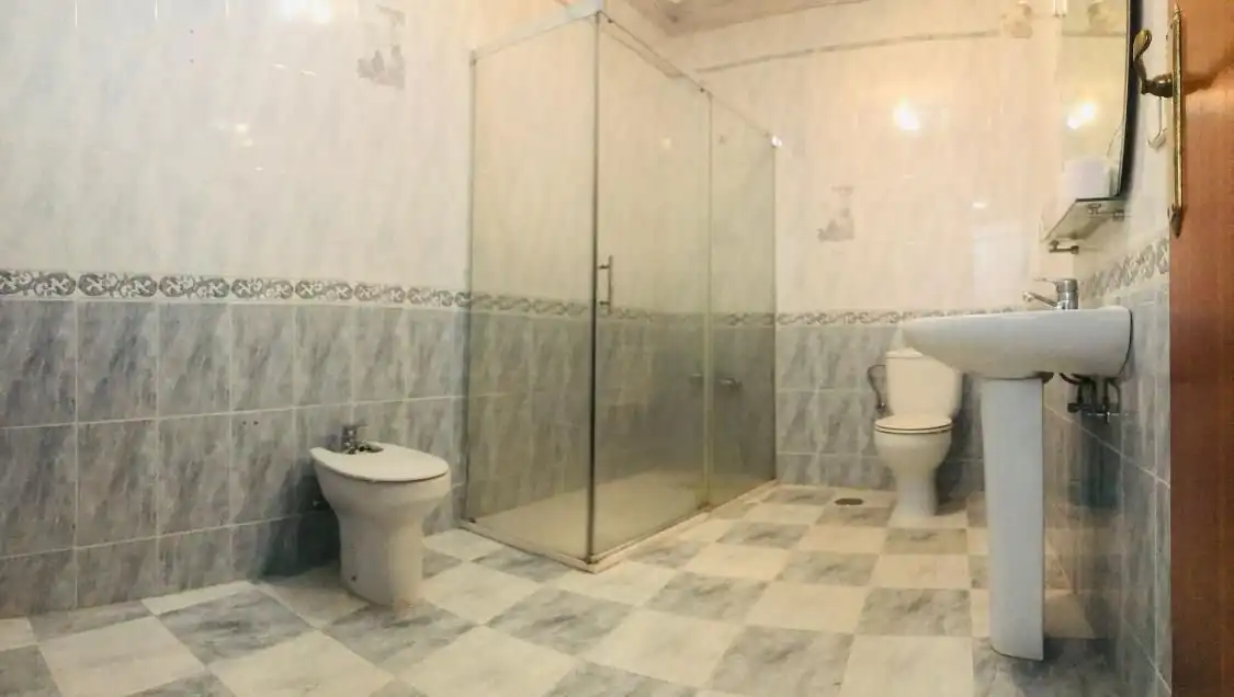 Baño de Casa o chalet en venta en Arahal con Aire acondicionado y Trastero