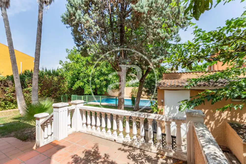 Jardí de Casa o xalet en venda en L'Eliana amb Aire condicionat, Calefacció i Jardí privat