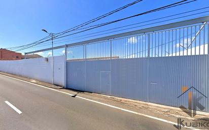 Vista exterior de Nau industrial en venda en San Cristóbal de la Laguna