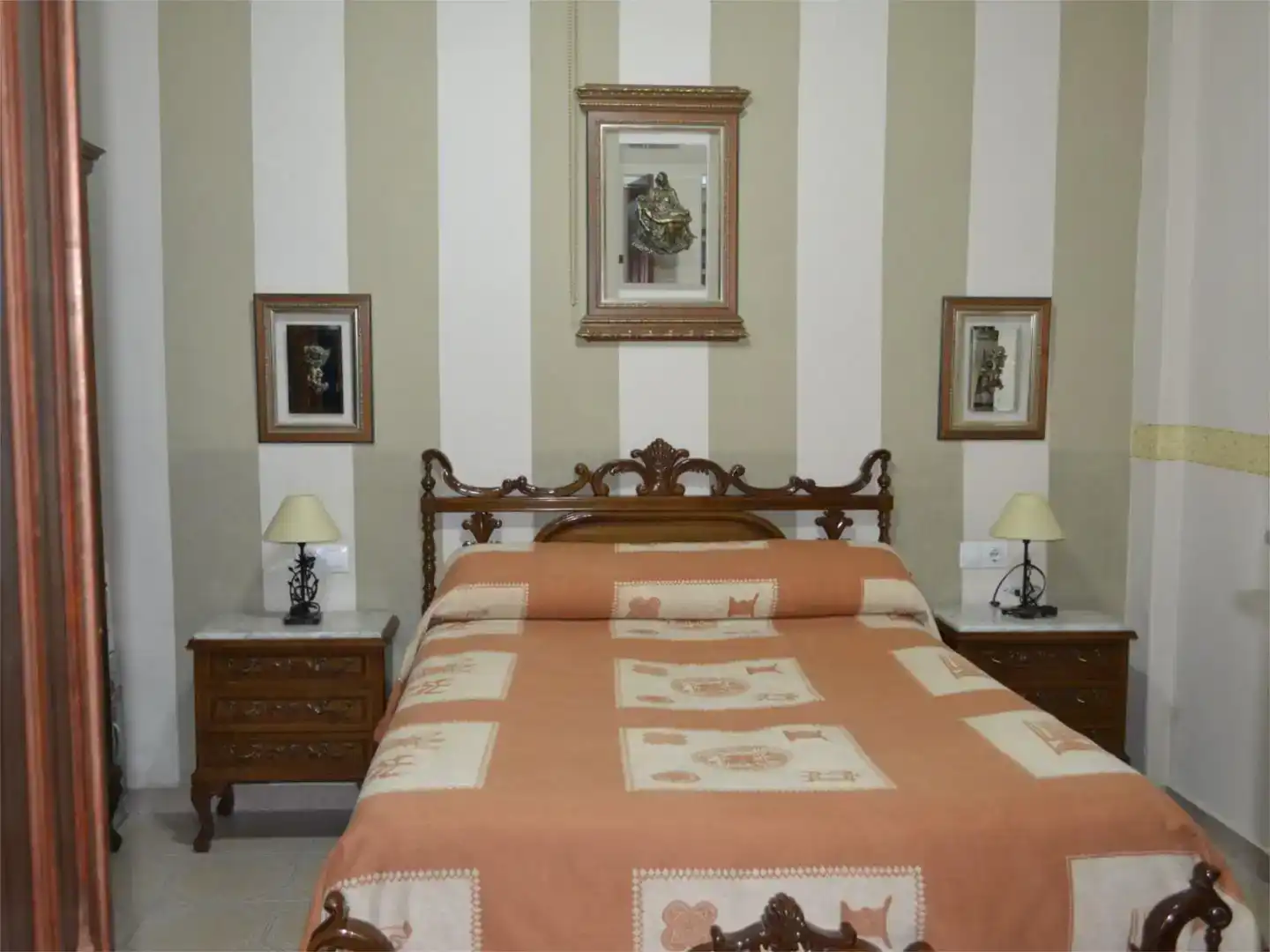 Habitación de Dúplex en venta en Santa Amalia con Amueblado
