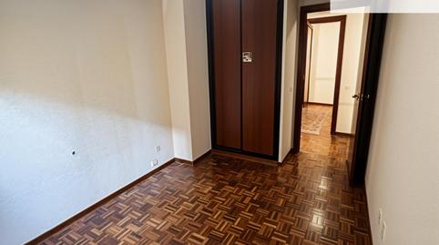 Foto 3 de Pis en venda a Moscardó, Madrid