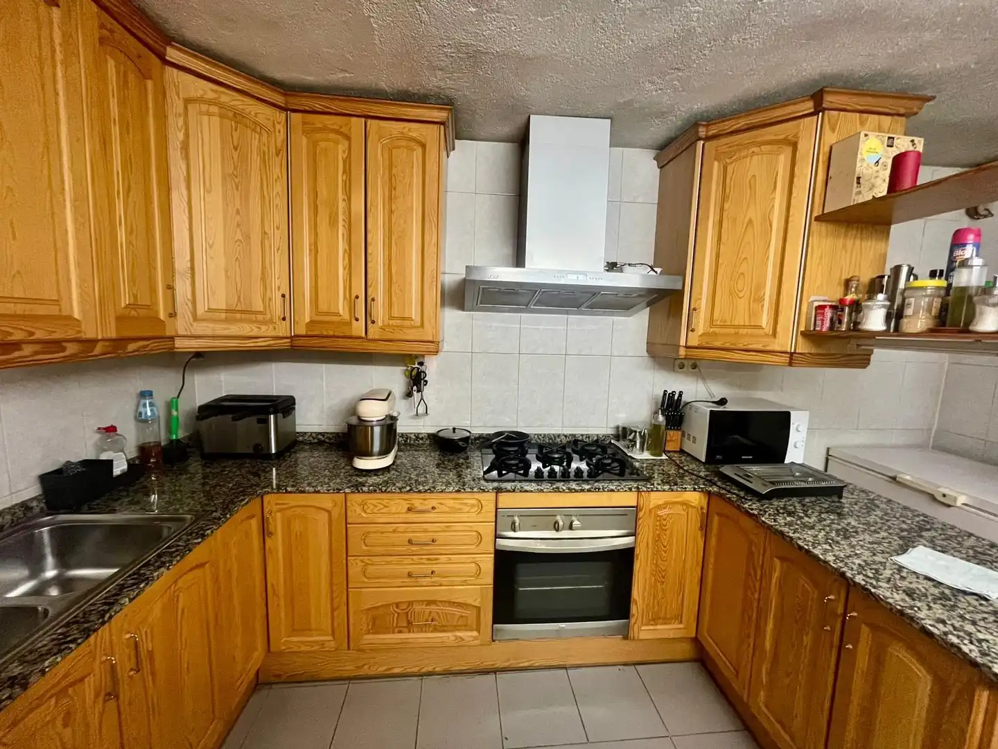 Cocina de Casa o chalet en venta en Esparreguera con Aire acondicionado, Calefacción y Terraza