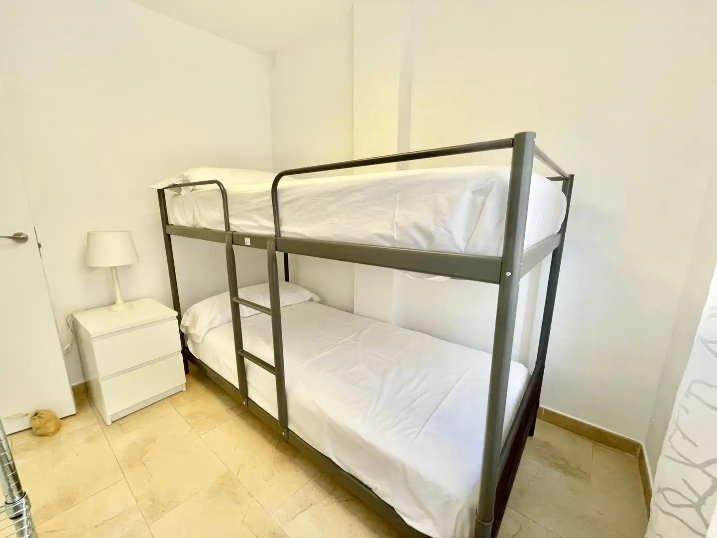 Schlafzimmer von Erdgeschoss zur Miete in Los Alcázares mit Terrasse, Möbliert und Mikrowelle