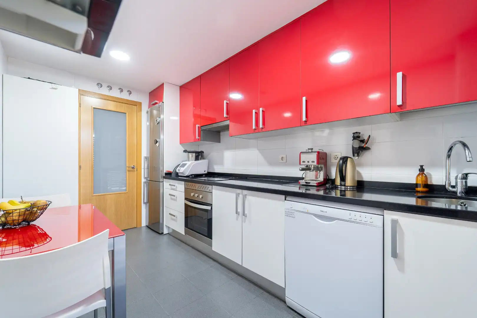 Kitchen of Flat for sale in Móstoles  with Air Conditioner, Heating and Private garden