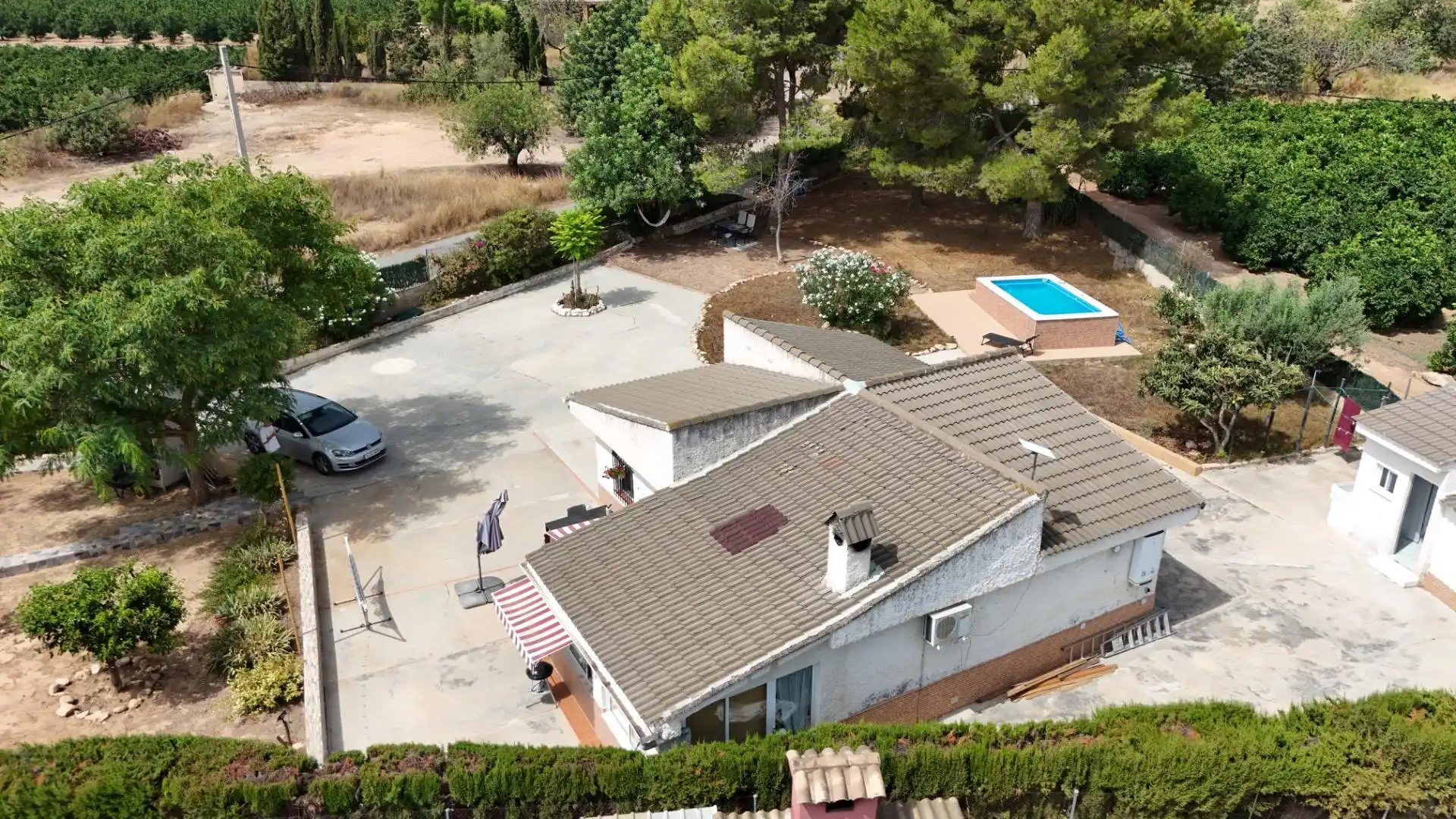 Vista exterior de Casa o xalet en venda en Pedralba amb Aire condicionat, Jardí privat i Terrassa