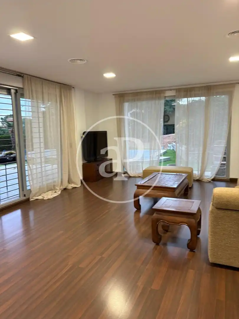 Living room of Houses for rent in Torrent  with Air Conditioner, Heating and Private garden