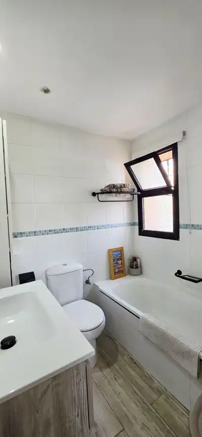 Bany de Planta baixa en venda en Mijas amb Aire condicionat, Calefacció i Terrassa