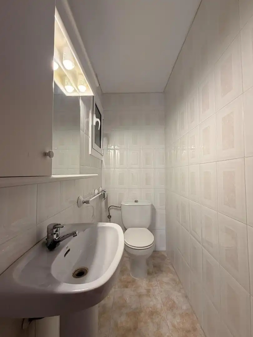 Bathroom of Flat for rent in Alcover