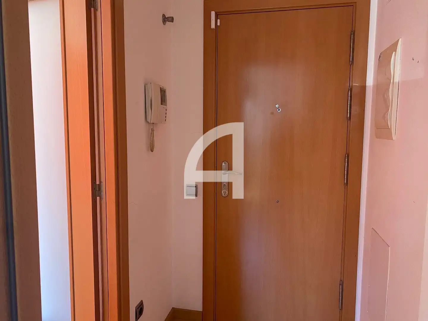 Flat for sale in Terrassa  with Air Conditioner, Heating and Terrace