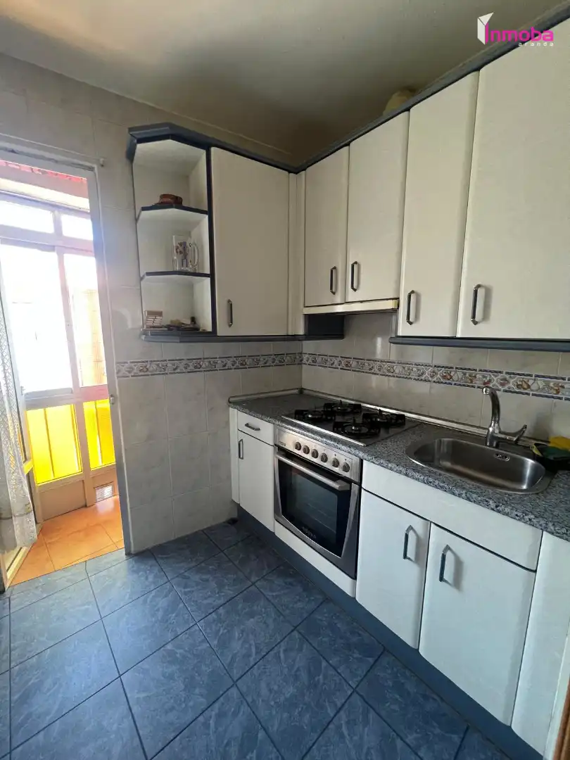 Cocina de Piso en venta en Aranda de Duero con Calefacción