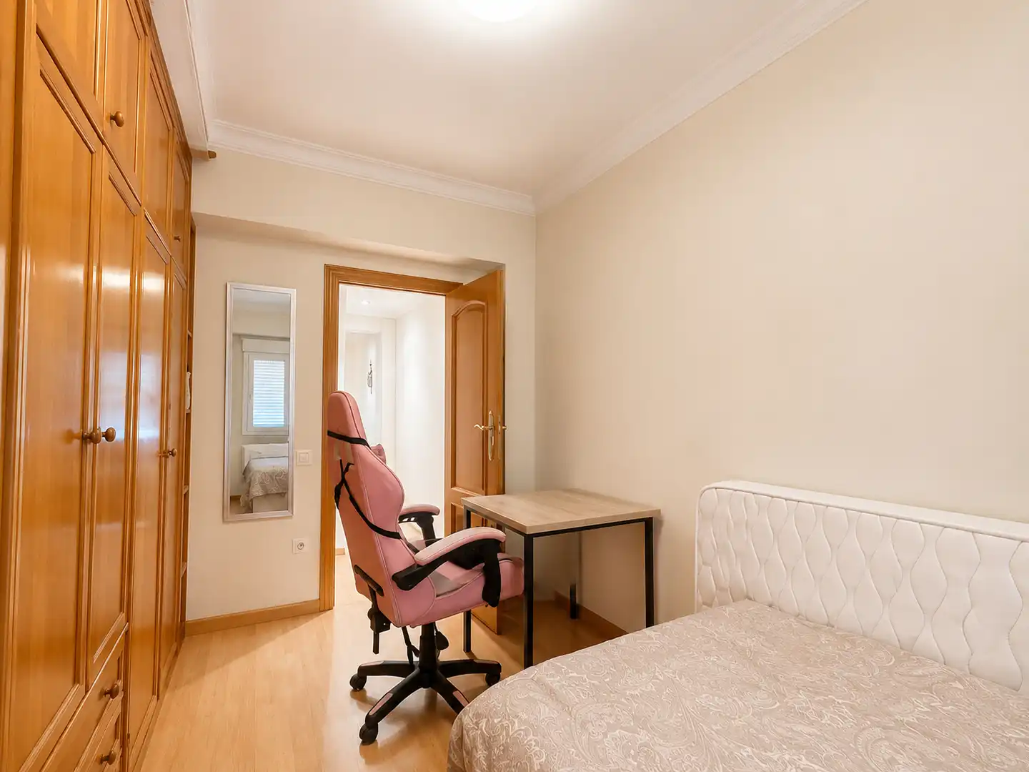 Bedroom of Flat for sale in Patraix