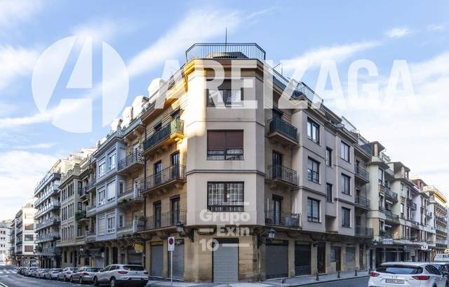 Piso en Venta en San Bartolome Kalea en Área Romántica