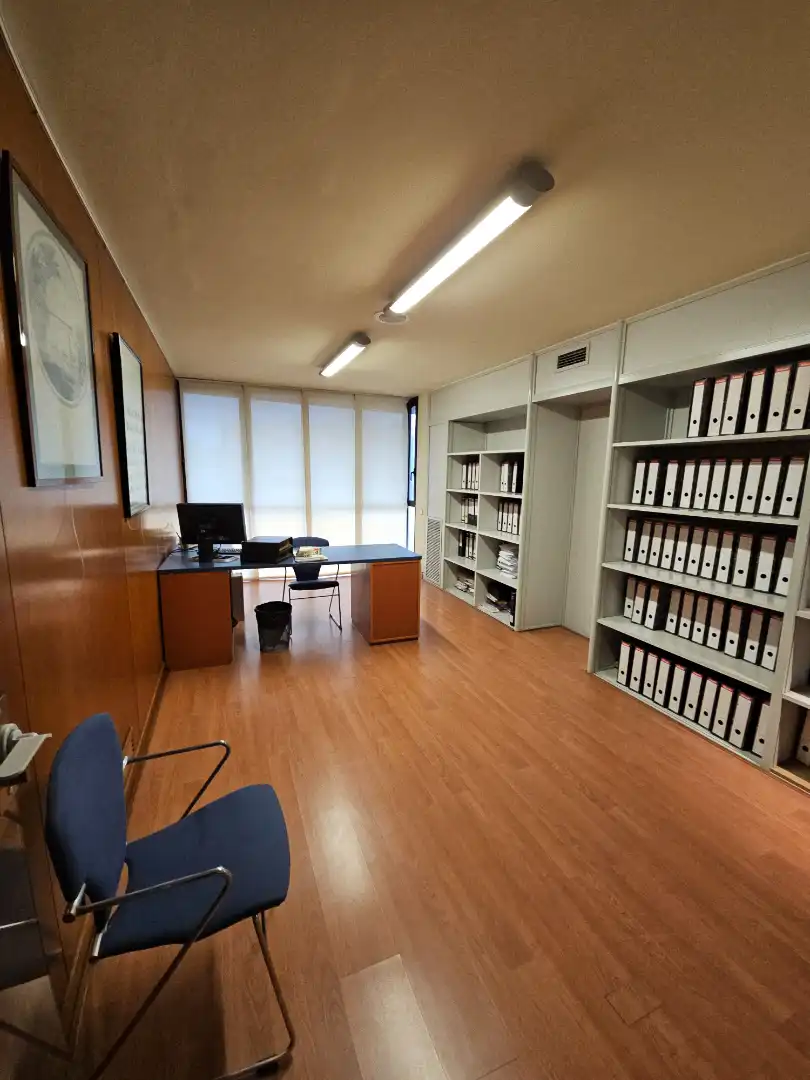 Piso en venta en Carrer del Bisbe Irurita, imagen 4