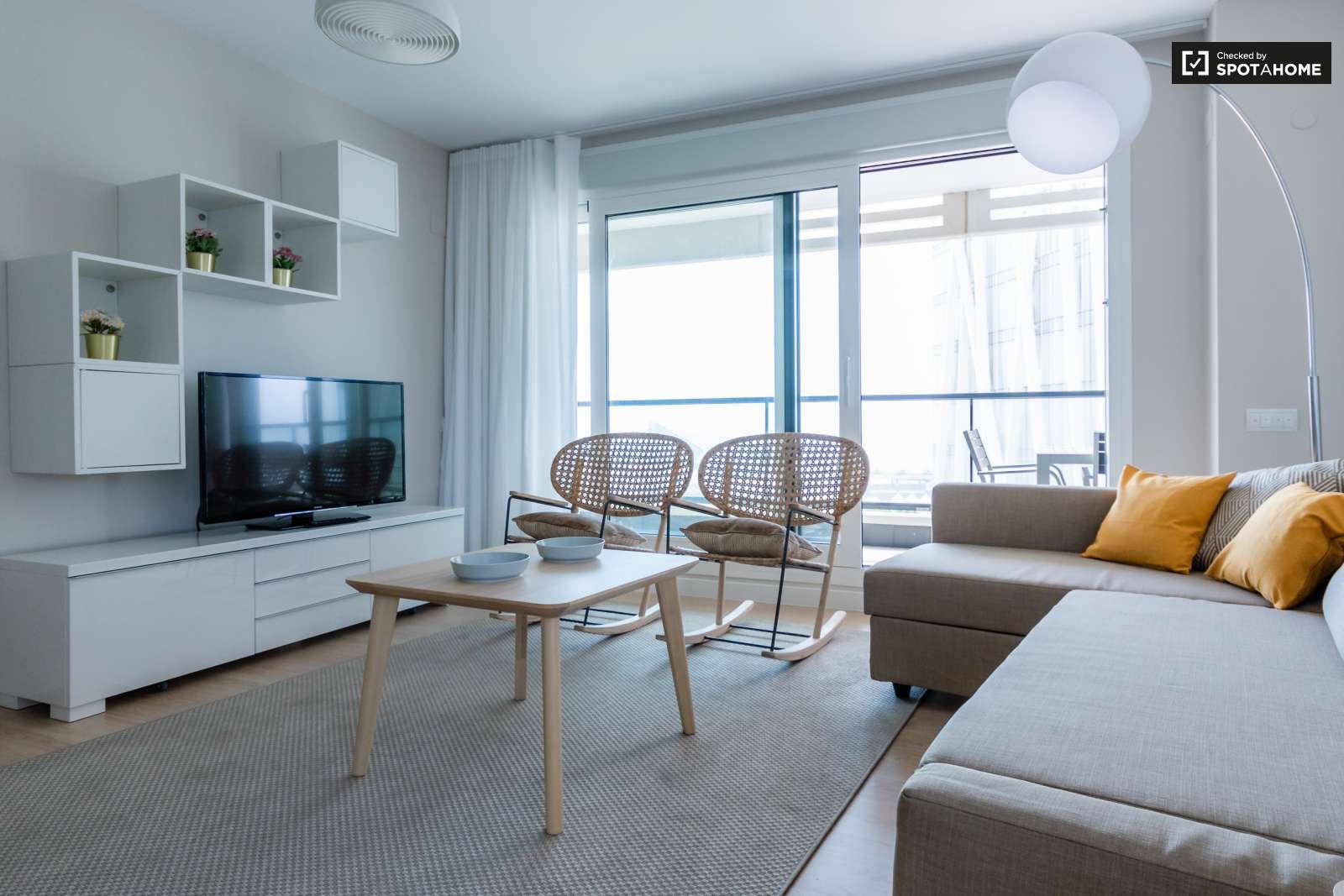 Sala d'estar de Apartament per a compartir en  Barcelona Capital amb Aire condicionat i Terrassa