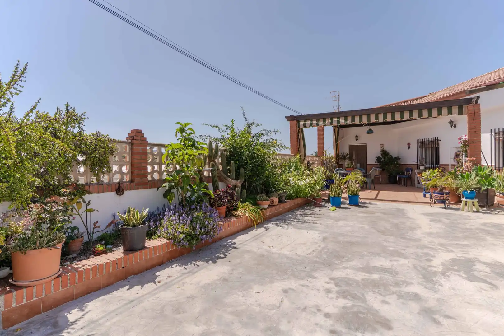 Terrasse von Country house zum Verkauf in Motril mit Heizung, Abstellraum und Schwimmbad