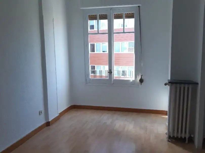 Bedroom of Flat for rent in  Madrid Capital  with Balcony