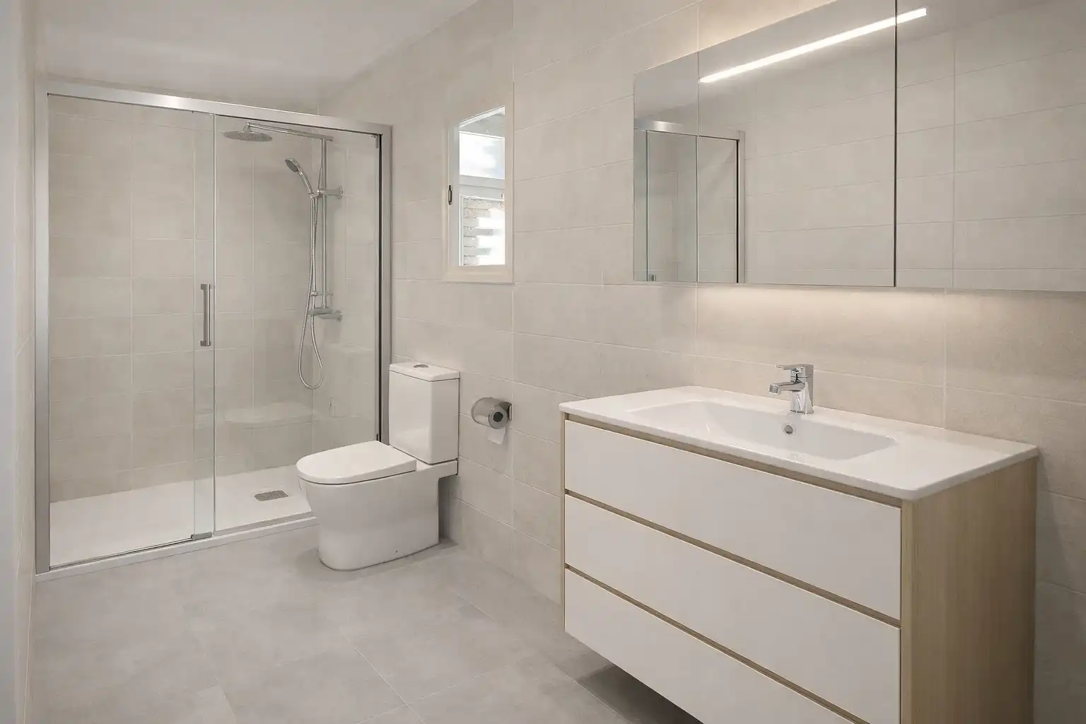Baño de Piso en venta en Barcelona con Aire acondicionado, Terraza y Horno