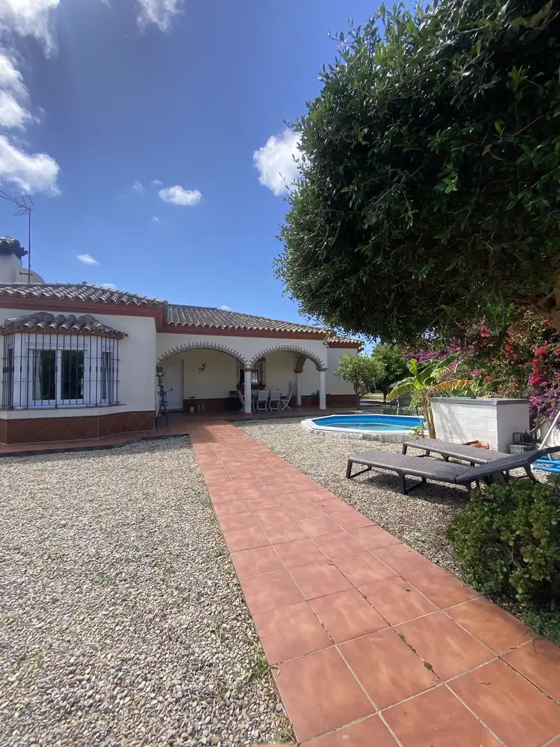 Exterior view of Houses for sale in Chiclana de la Frontera  with Air Conditioner, Storage room and Swimming Pool