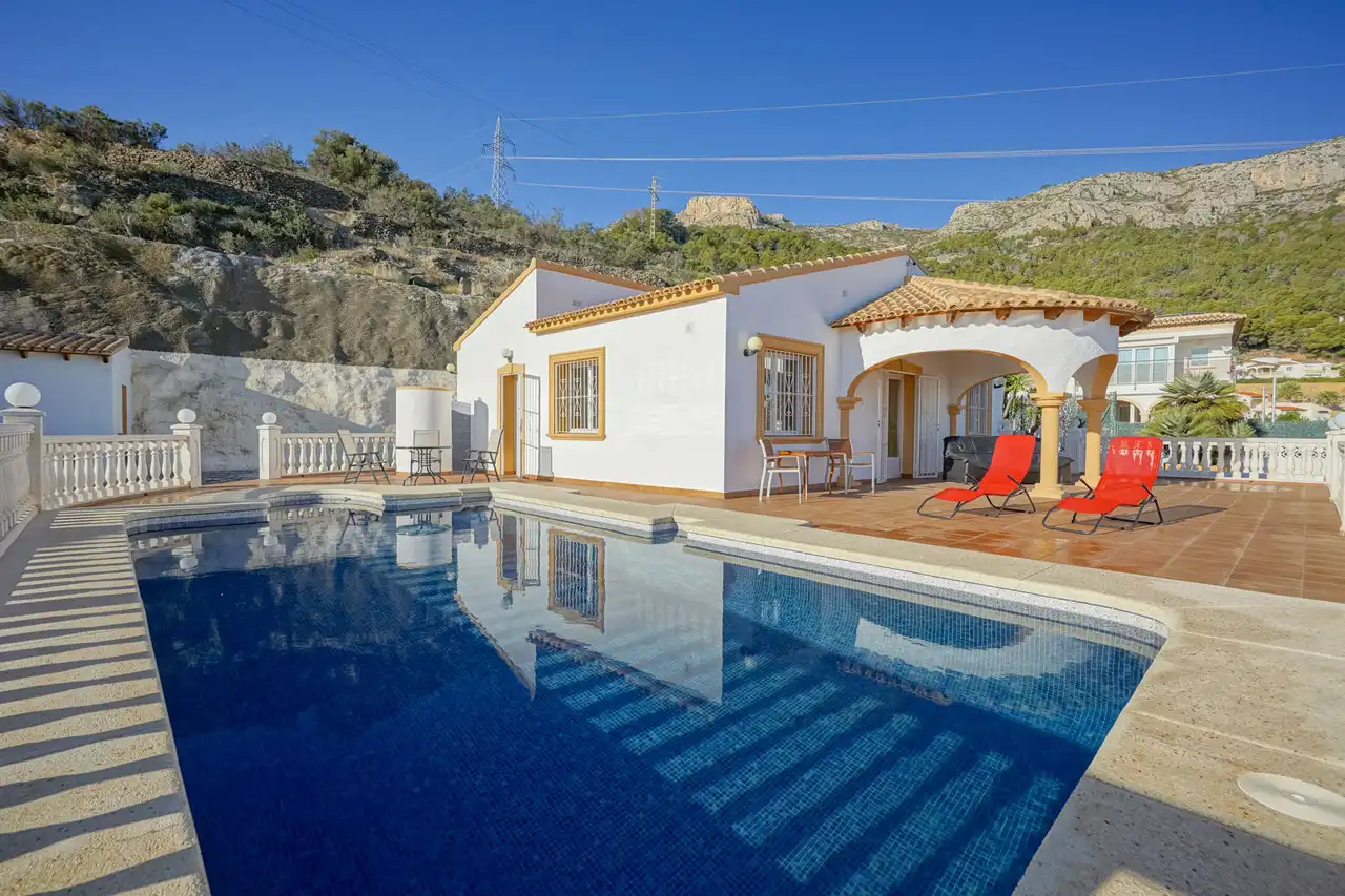 Piscina de Casa o chalet en venta en Calpe / Calp con Terraza y Trastero