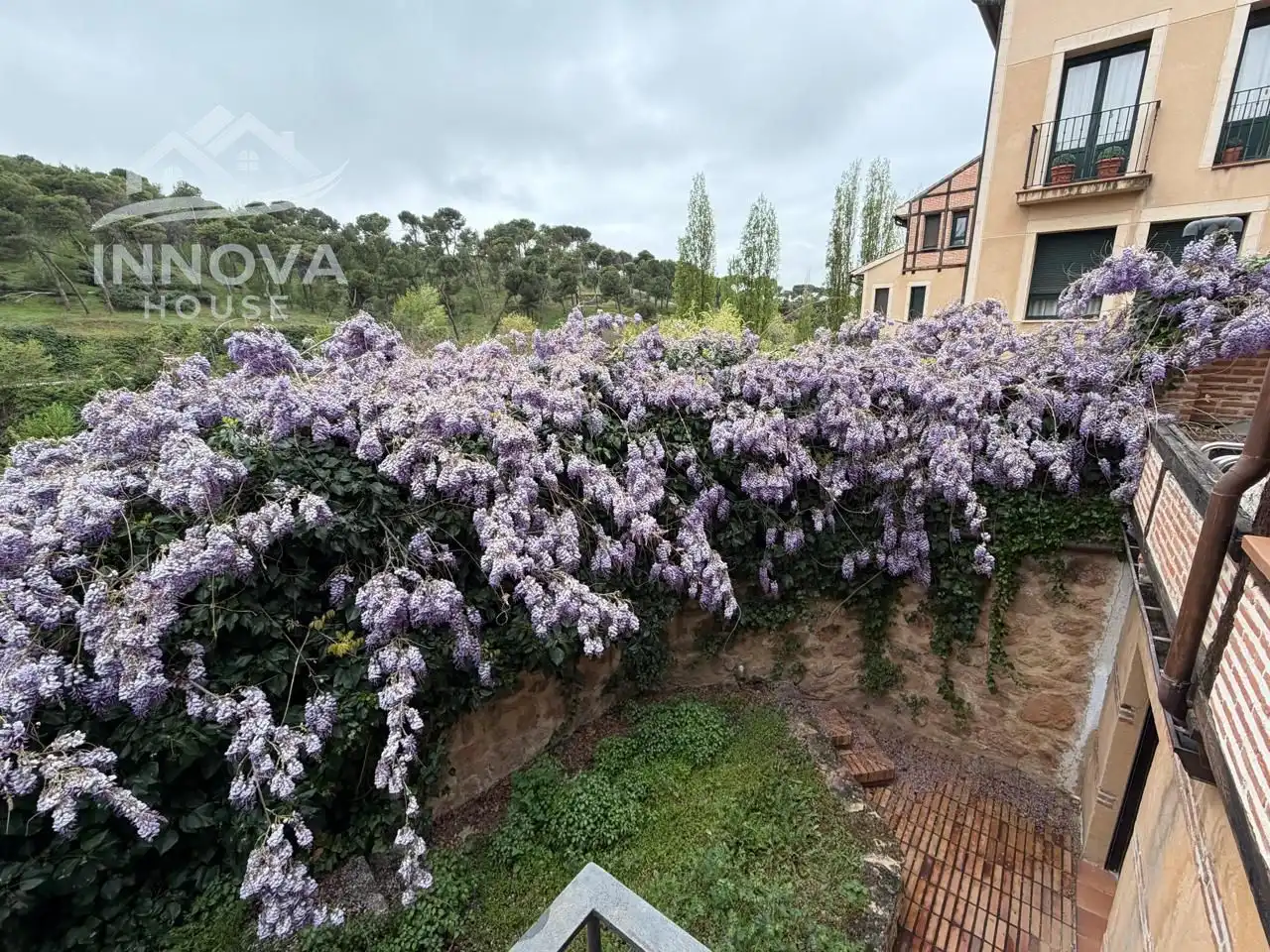 Jardín de Piso para compartir en Segovia con Calefacción, Jardín privado y Amueblado