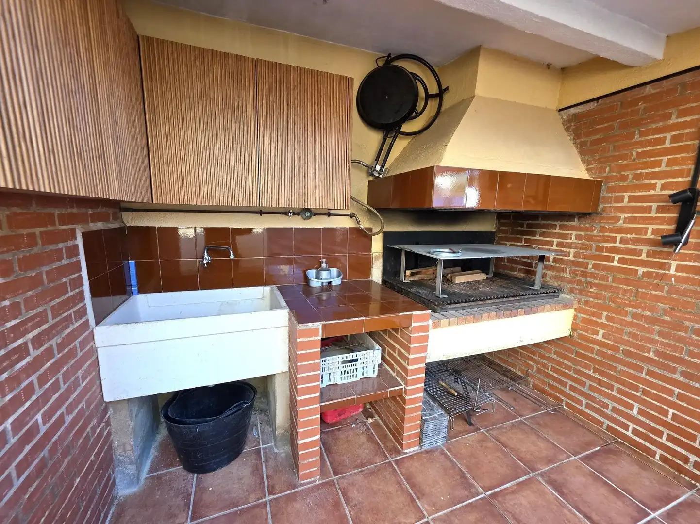 Cuina de Casa o xalet en venda en Benicasim / Benicàssim amb Aire condicionat, Calefacció i Jardí privat