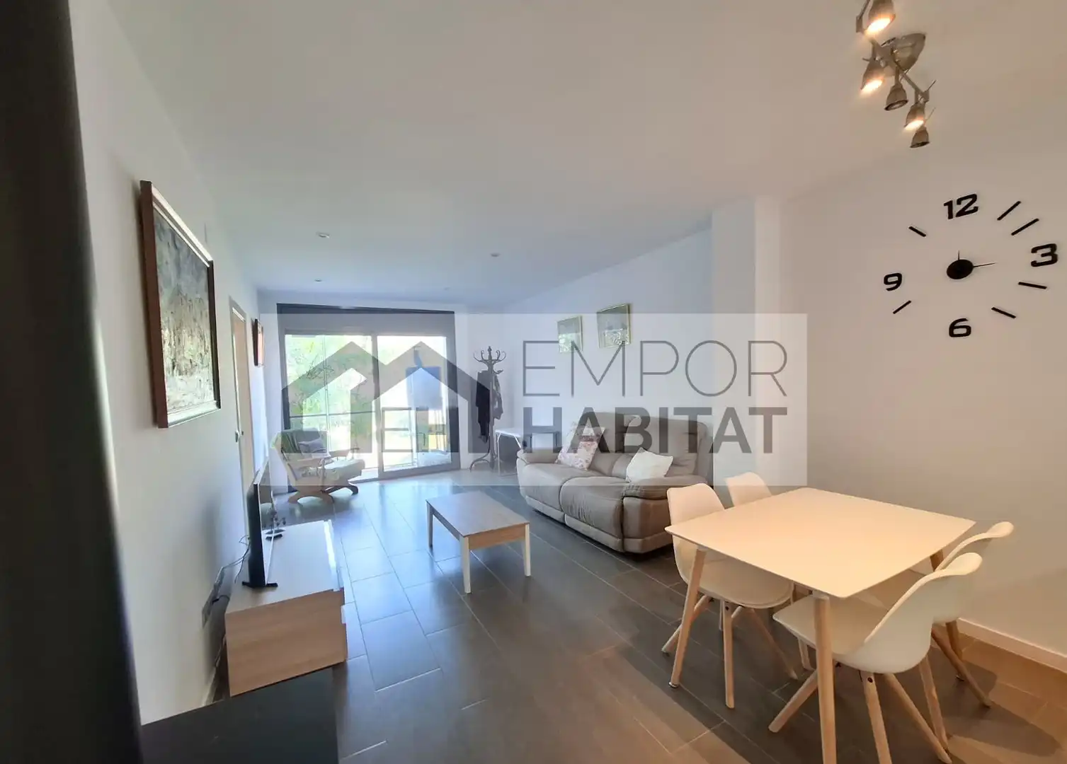 Living room of Apartments for sale in Llançà  with Air Conditioner, Heating and Terrace