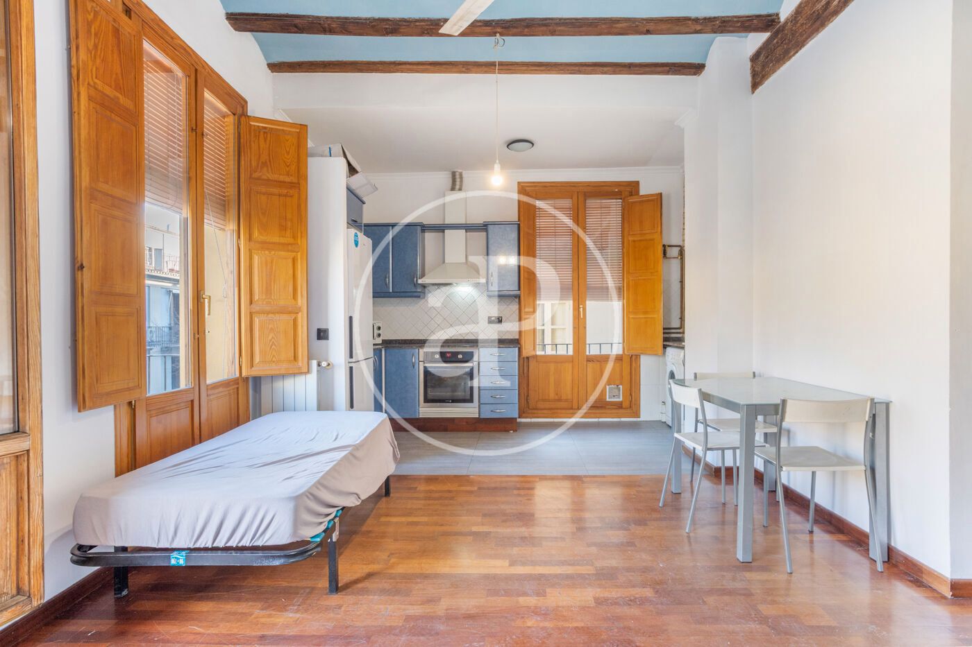 Vista exterior de Pis de lloguer en  Valencia Capital amb Calefacció, Moblat i Balcó