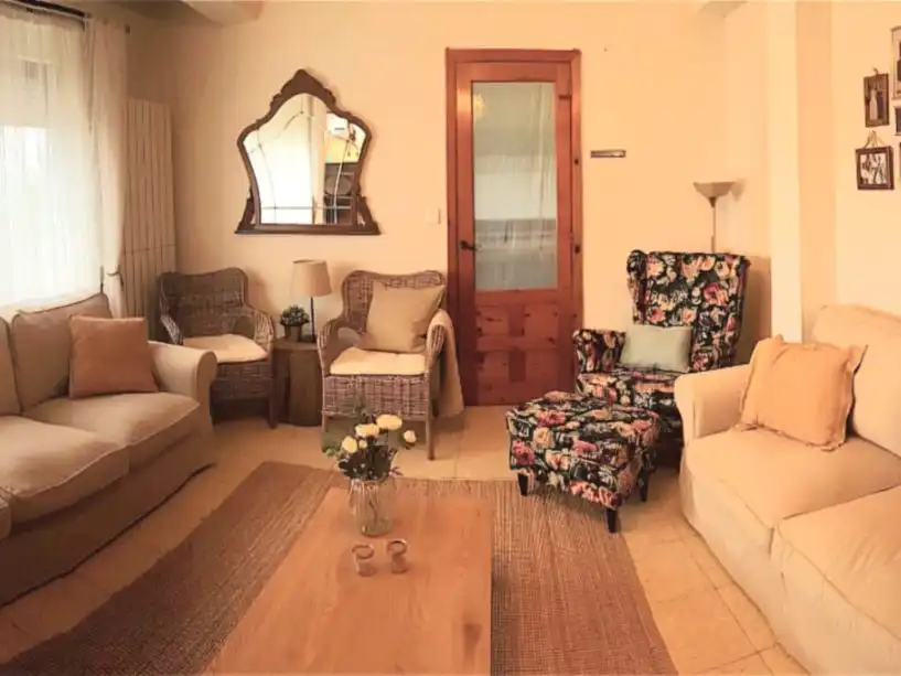 Sala de estar de Casa o chalet en venta en Sobrado (A Coruña) con Balcón