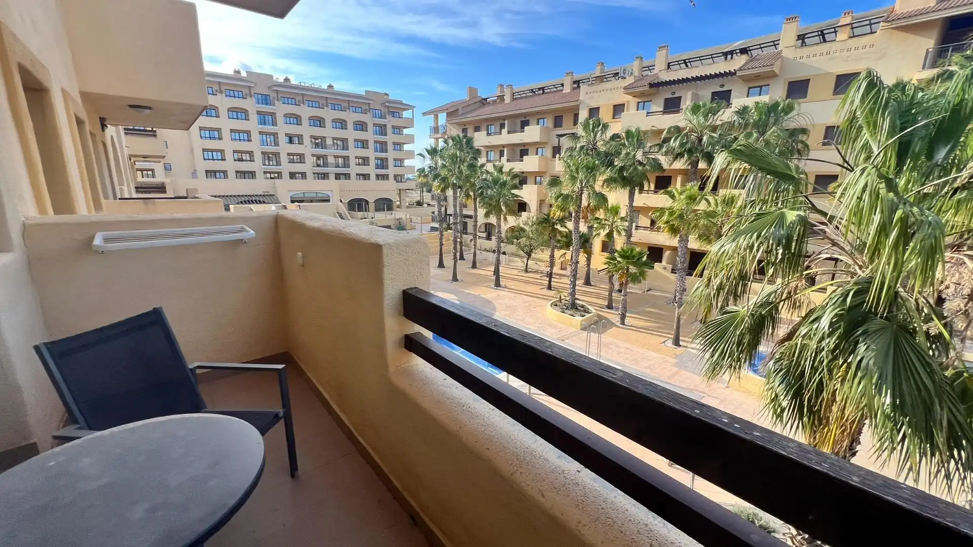 Apartament amb terrassa en venda a Calle INFANTA CRISTINA, imagen 12