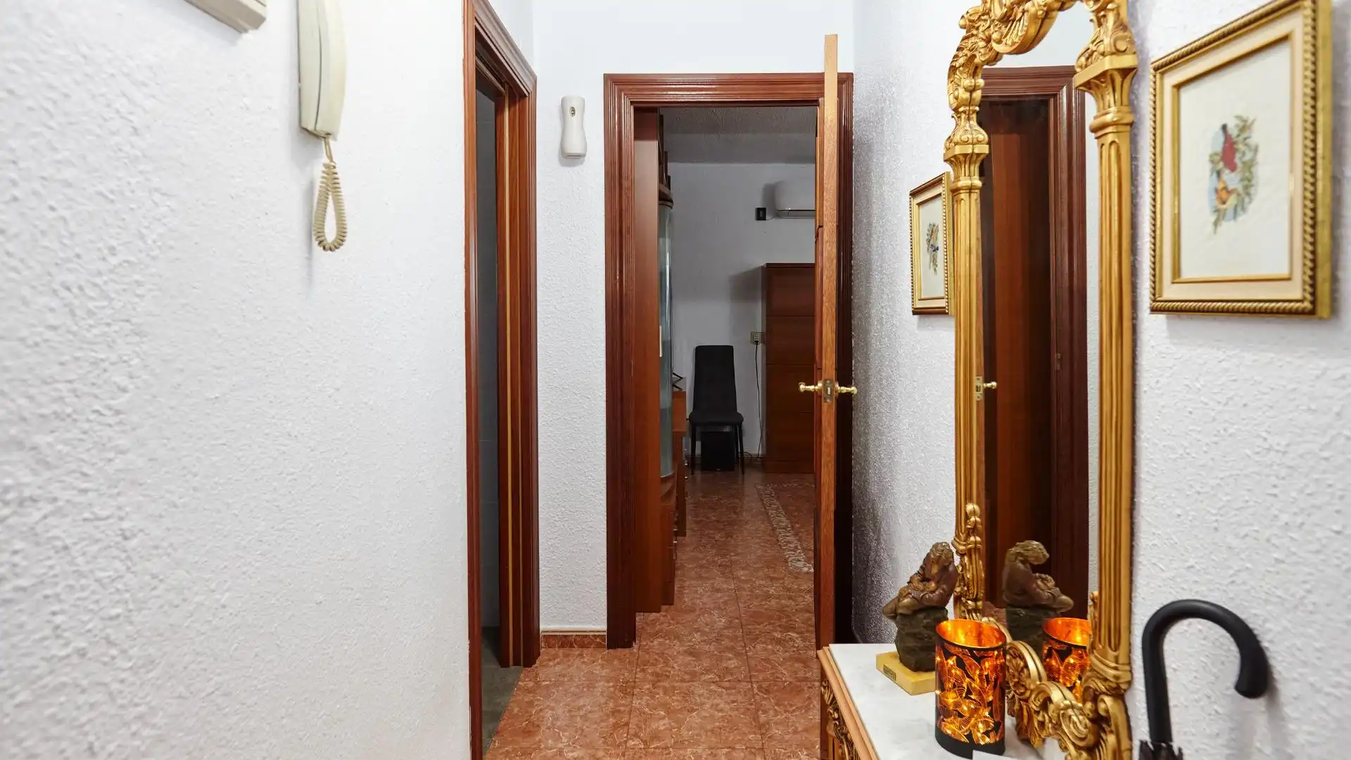 Flat for sale in  Jaén Capital  with Air Conditioner