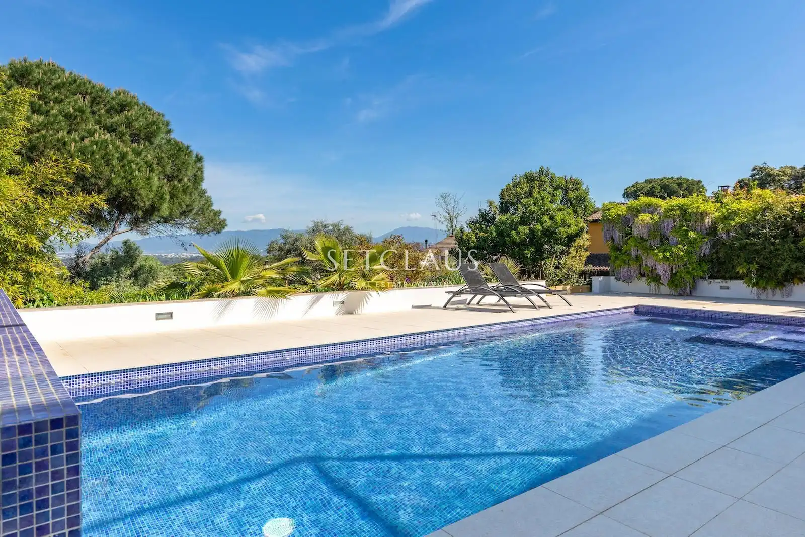 Piscina de Casa o chalet en venta en Vilanova del Vallès con Aire acondicionado, Calefacción y Jardín privado