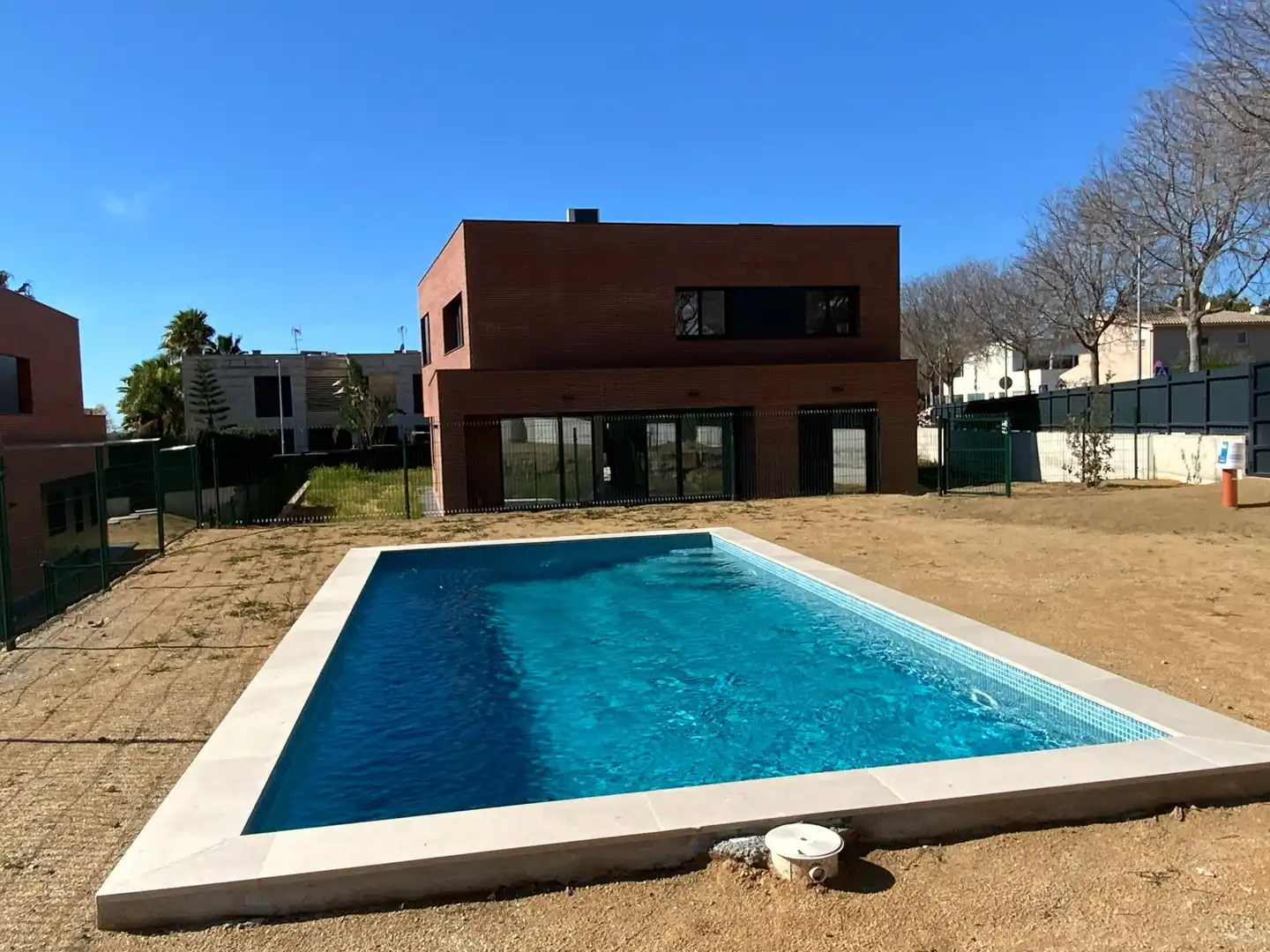 Piscina de Casa o chalet en venta en Mataró con Aire acondicionado, Calefacción y Jardín privado