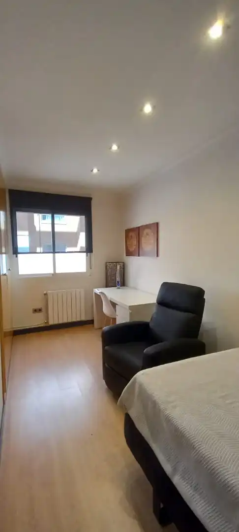 Schlafzimmer von Wohnung zur Miete in Sagunto / Sagunt mit Klimaanlage, Heizung und Möbliert