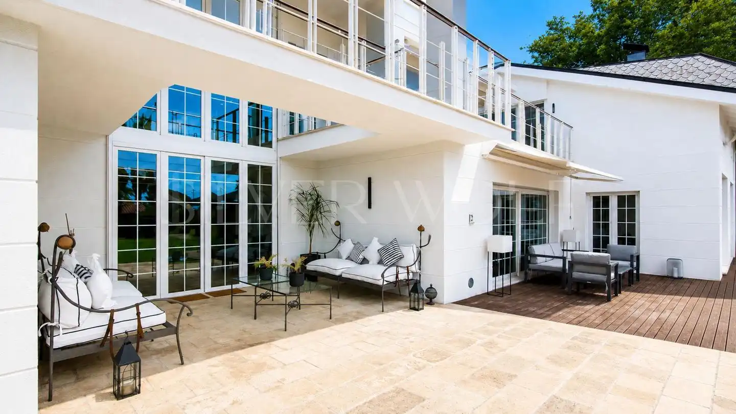 Terraza de Casa o chalet en venta en Sant Cugat del Vallès con Aire acondicionado, Calefacción y Jardín privado