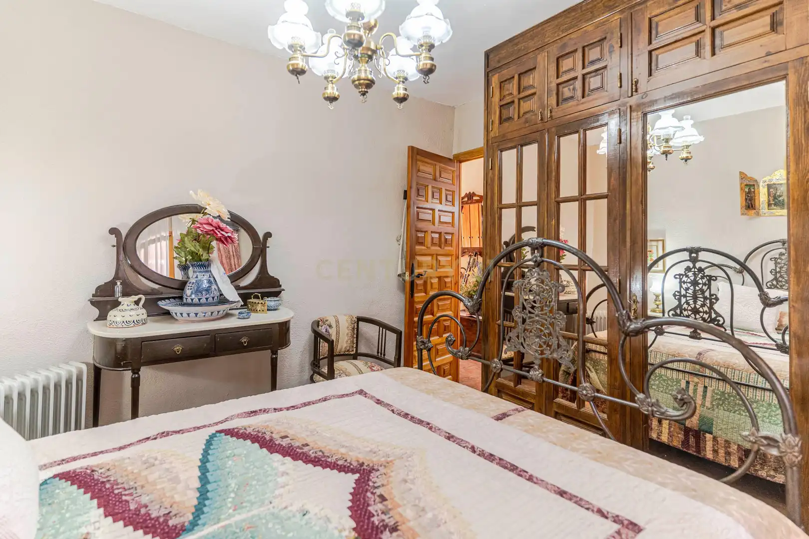 Habitación de Casa o chalet en venta en Güéjar Sierra con Jardín privado, Trastero y Piscina