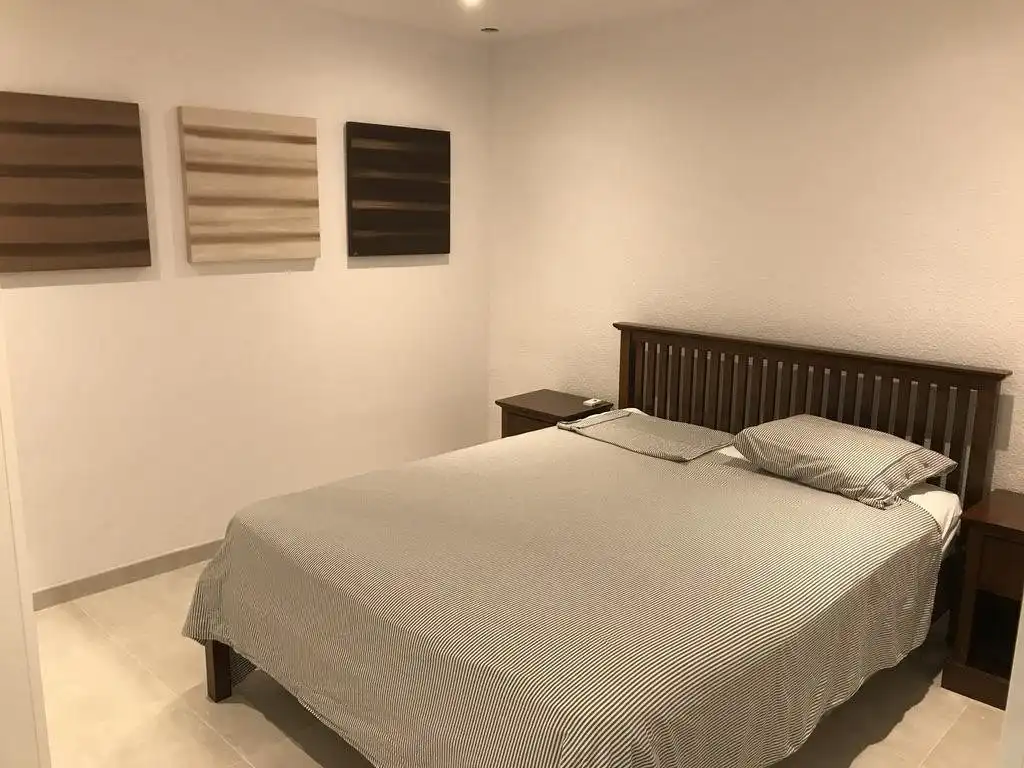 Reihenhaus mit Pool zum Verkauf in Calle Avilés, imagen 24