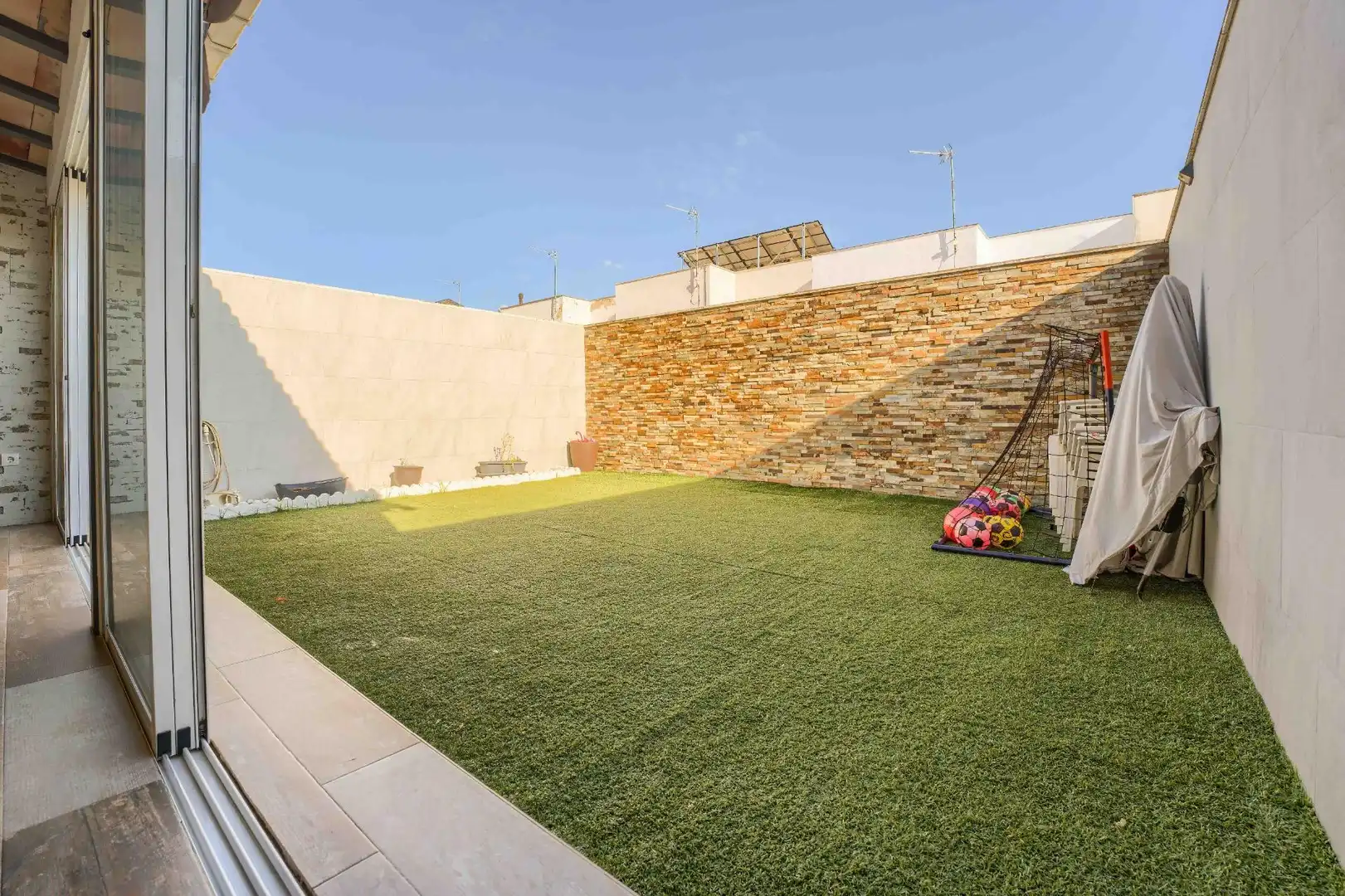 Terraza de Casa adosada en venta en Bormujos con Aire acondicionado, Jardín privado y Terraza