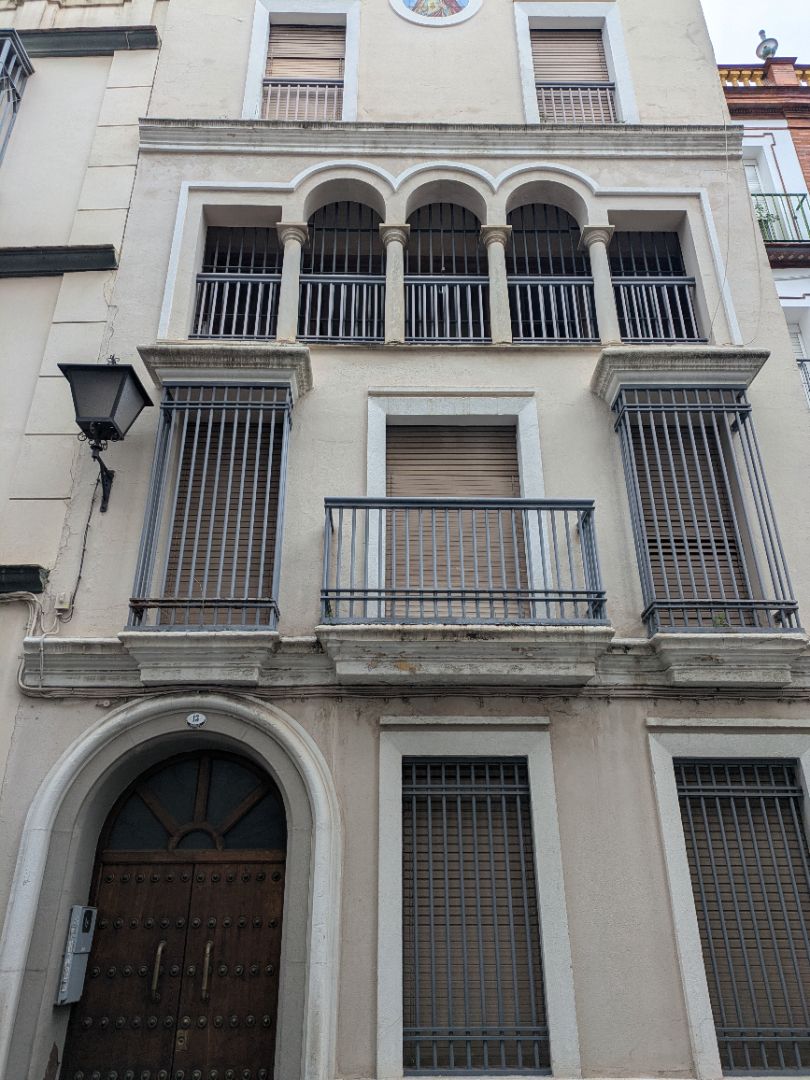 Vista exterior de Casa adosada en venda en  Sevilla Capital amb Terrassa